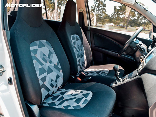 Imagen 10 de 25 de Suzuki Celerio Gl 1.0 Extra Full 2021 | Permuta / Financia