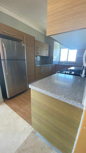 Imagen 5 de 12 de Lujoso Apartamento Ubicado En El Sector Bella Vista