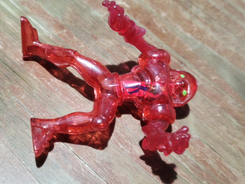 Muñeco Ben 10 Ultimate Alien Ultimate Water Hazard (Usado)