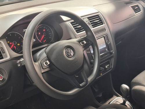 Volkswagen Fox 1.6 MSI TOTAL FLEX CONNECT 4P I-MOTION
