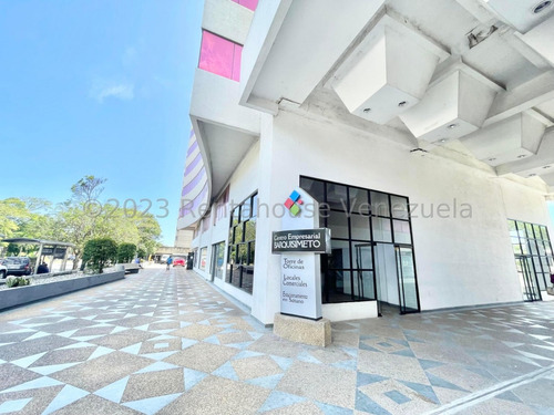 Kl Vende Espectacular Local Comercial En La  Urb. Fundalara Barquisimeto #24-5043