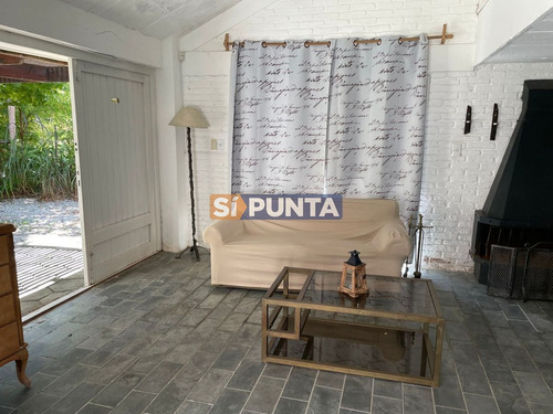 Imagen 21 de 30 de Casa En Venta - Cantegril