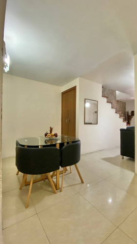 Imagen 6 de 16 de Casa En Conjunto Privado Laureles De La Castellana