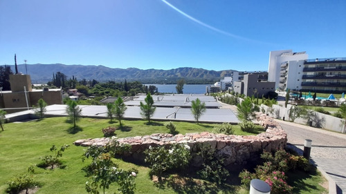 Imagen 15 de 21 de Departamento Premium - 2 Ambientes - Pileta Y Bajada Al Lago - Parque Siquiman