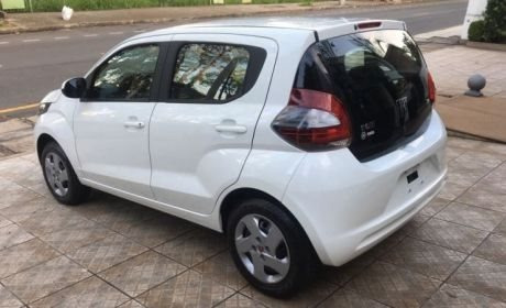 Fiat Mobi 1.0 8v Evo Flex Like. Manual