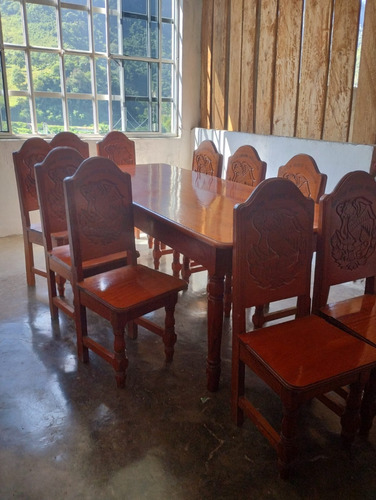 Comedor En Madera De Cedro Con 10 Sillas Escudo Nacional Mex