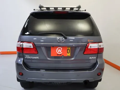 Toyota Fortuner 2.7 At 7psj 4x2