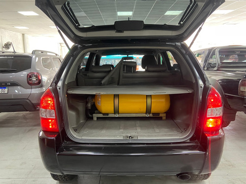 Hyundai Tucson 2.0 MPFI GLS 16V 143CV 2WD FLEX 4P AUTOMÁTICO
