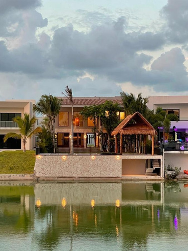 Imagen 2 de 25 de Casa Venta Cancun Lagos Del Sol