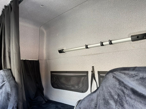 Imagem 5 de 15 de Mercedes-benz Axor 2036 - 4x2 - 2019/19 / 0c73