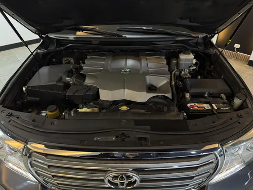 Toyota Land Cruiser 4.5 Imperial Lc200 Gasolina