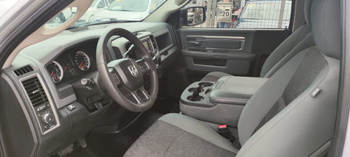 Dodge Ram 2500 Hemi Sport V8