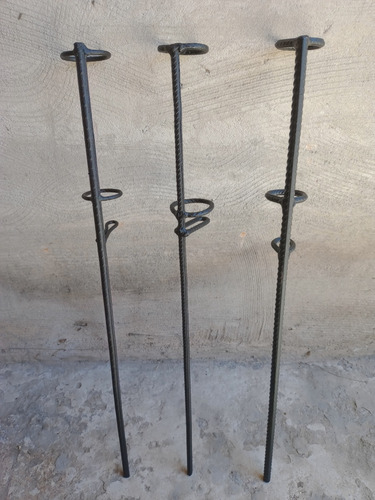Soporte Para Caña De Pescar Hierro Pintado 57 X 4 Cm. (Usado)