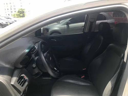 Chevrolet Onix LT 1.4 mecánico