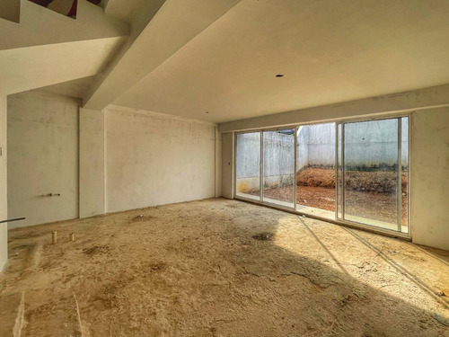 Imagen 2 de 14 de Obra Gris Colinas De Guataparo Resd Villa Lago Codigo 139529 Vende Yackeline Tovar 04145831984