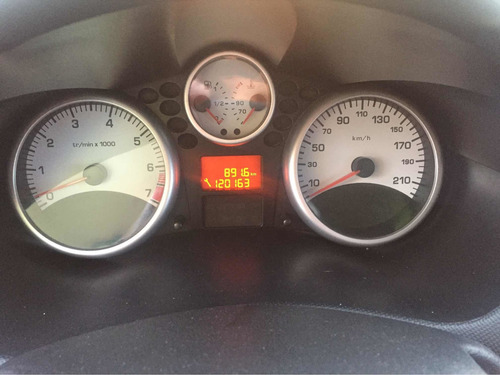 Peugeot 207 2010 1.6 Xt
