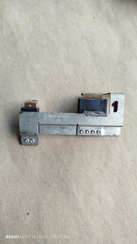 Lamina Portafusibles Bateria Jetta Passat A6 Bt 3b0v4p100 (Usado)