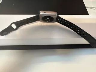 Apple Watch Nike + Series 3 42mm S Gray