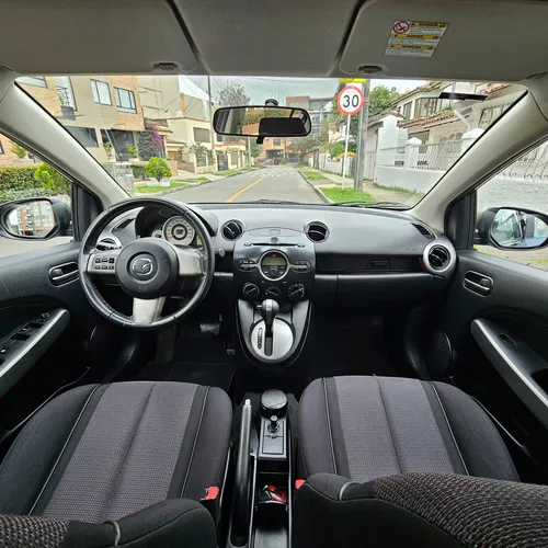 Mazda 2 Mazda 2 sedan automático