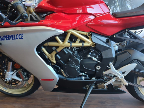 Imagen 12 de 24 de Mv Agusta Superveloce 800