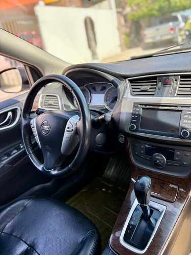 Nissan Sentra 1.8 Exclusive Navi At