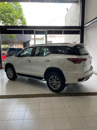 Toyota Fortuner Vx.r 2025