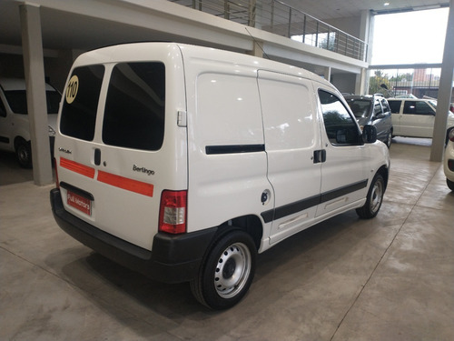 Imagen 4 de 9 de Citroen Berlingo Furgon 1.6 Hdi Busines 2017-permuto Financi