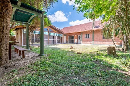 Imagen 8 de 11 de Casa En Venta En Grand Bourg