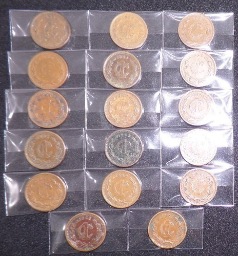 Lote 17 Monedas 1 Centavo Monograma 1933 A 1949