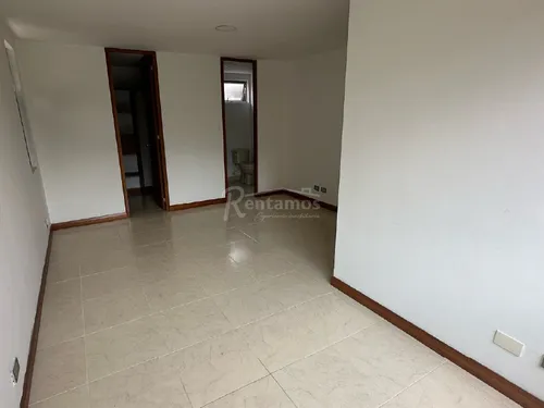 Apartamento En Arriendo En Cumbres. Cod A776085