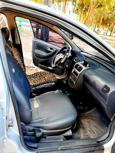 Chevrolet Corsa Sedan 2011 1.4 Premium Econoflex 4p