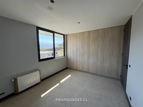 Casa En Condominio En Arriendo En Lo Barnechea