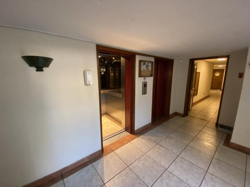 Departamento Av. Manquehue Sur/av. Colon
