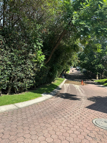 Terrenos En Venta En Colinas De San Javier En Zapopan, Jalisco