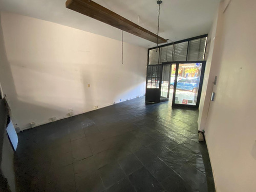 Imagen 2 de 8 de Local Comercial En Pleno Centro De San Isidro!!!