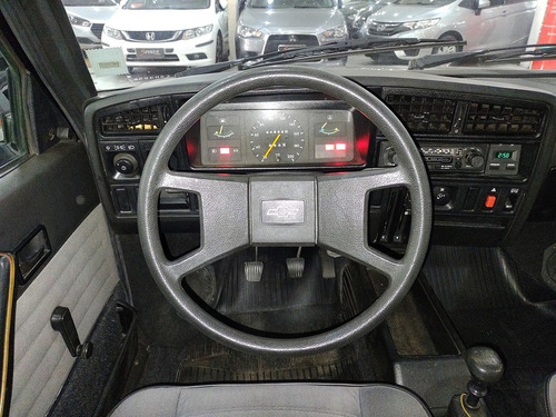 Imagem 9 de 15 de Chevrolet Monza Sl/e 1.8 8v Álcool 2p Raridade