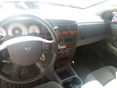 Dodge Durango V6 Año 2006 En Excelente Estado.