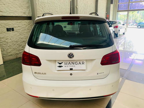 Volkswagen Suran 1.6 Trendline 2013 50% Financiado
