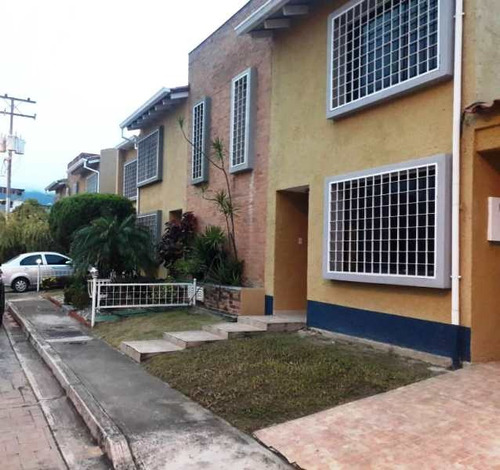 Ligia Guardia Vende Town House En Conjunto Residencial Victoria Villas, La Campiña Ii, Naguanagua. Edo. Carabobo
