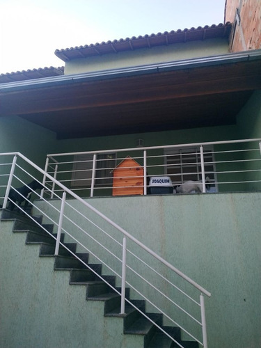Imagem 6 de 25 de Casa Geminada 3 Qrts. 4 Vgas Independente No Cabral - 4213