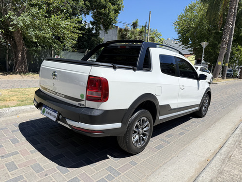 Volkswagen Saveiro 1.6 Cross Gp Cd 110cv Pack High