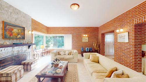 Casa De 6 Ambientes En Venta En Pinamar - Centro/iglesia A 300m Del Mar