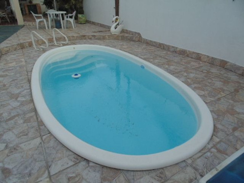 Imagem 7 de 30 de Casa Com Amplo Quintal E Piscina - Ca3651