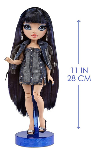 Rainbow High Muñeca Kim Nguyen Core S5