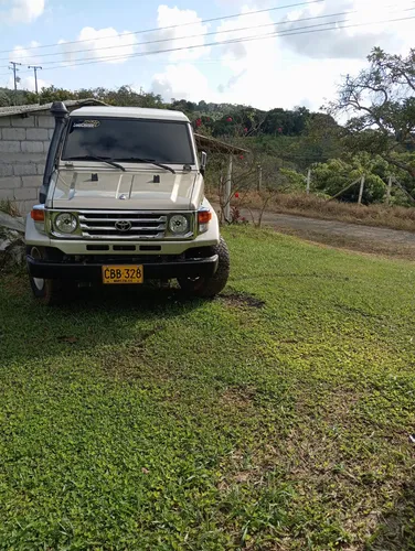 Toyota Land Cruiser 4.5 Fzj75 Macho