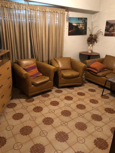 Imagen 2 de 11 de Casa - Mataderos