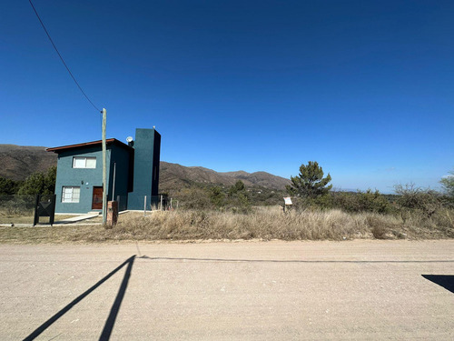 Terreno En Venta En Villa Giardino Sierras De Cordoba