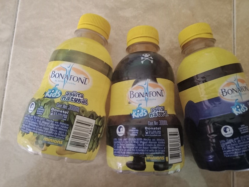 3 Botellitas Agua Minions (Usado)