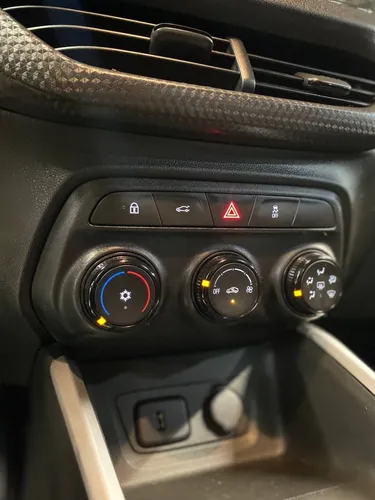 Chevrolet Onix 1.0 Lt Sedan Mt