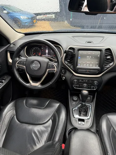 Jeep Cherokee 3.2 Longitude